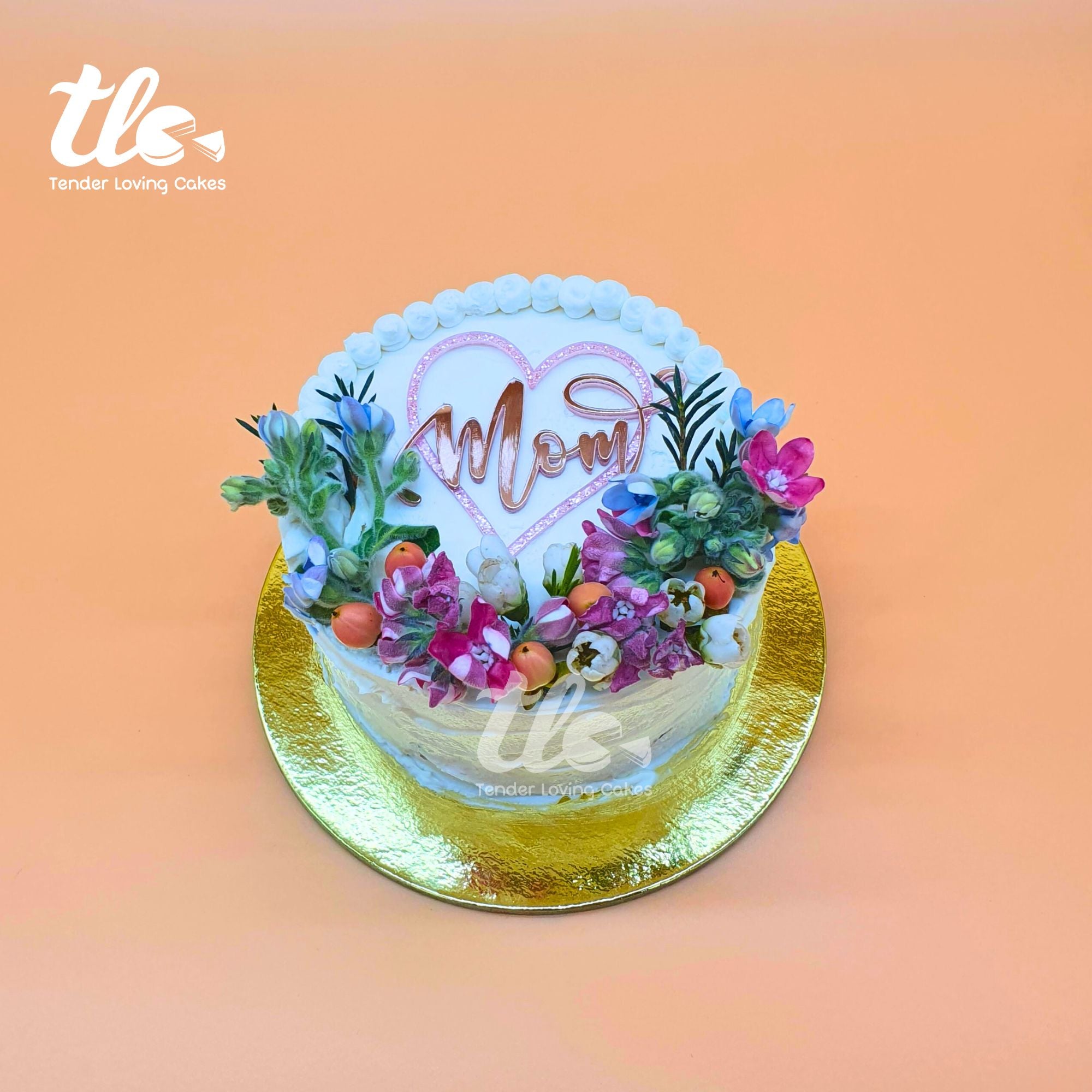 Mom’s Mini Fresh Flowers Vanilla Cream Cake
